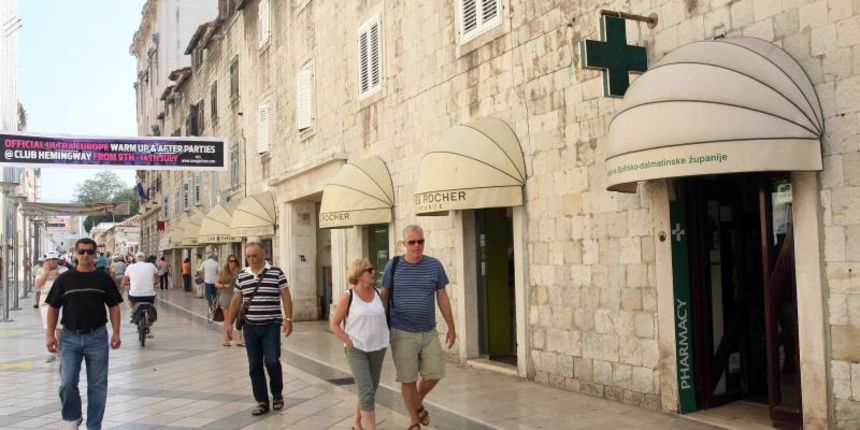 Split: Balonima duginih boja protiv homofobije i transfobije Split: Balonima duginih boja protiv homofobije i transfobije