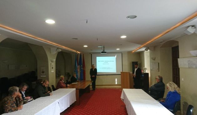 Edukacija o novim trendovima u turizmu i ponašanje potrošača