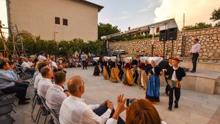 Kolan: Fešta od sira