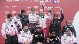 Lenzerheide, 190311.
Zavrsnica Svjetskog skijaskog kupa u skijanju u svicarskom mjestu Lenzerheide, Ivica Kostelic kao najbolji skijas u ukupnom poretku osvajac velikog kristalnog globusa i jos dva mala globusa za kombinaciju i slalom.
Na slici: ekipa Iv Lenzerheide, 190311.
Zavrsnica Svjetskog skijaskog kupa u skijanju u svicarskom mjestu Lenzerheide, Ivica Kostelic kao najbolji skijas u ukupnom poretku osvajac velikog kristalnog globusa i jos dva mala globusa za kombinaciju i slalom.
Na slici: ekipa Iv