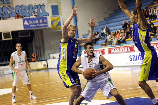 Marijan Čakarun, KK Borik Puntamika – KK  Darda  77-67 (foto:Saša Čuka)