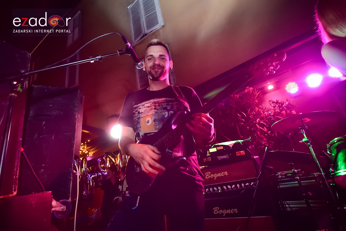 Domenica @ Kult Caffebar