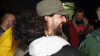 Biograd na moru, 130510.
Nakon koncerta Cubisma na biogradskoj rivi koji se odrzao u sklopu Porina, poznati par, glumica Zrinka Cvitesic i glazbenik Hrvoje Rupcic u jednom su kaficu izmjenjivali njeznosti.
Foto: Jure Miskovic / CROPIX