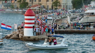 Zadar priredio čudesan doček svojim Vatrenim herojima (1)