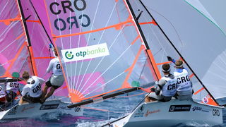 Zadar, 140711.
ISAF svjetsko juniorsko prvenstvo
Zadar 2011, 07.-15. srpanj 2011.
Osmi je dan svjetskog prvenstva u jedrenju koje se odrzava u organizaciji jedrlicarskog kluba Uskok. Danasnji dan obiljezio je jak vjetar s juga sto je napokon omogucilo j Zadar, 140711.
ISAF svjetsko juniorsko prvenstvo
Zadar 2011, 07.-15. srpanj 2011.
Osmi je dan svjetskog prvenstva u jedrenju koje se odrzava u organizaciji jedrlicarskog kluba Uskok. Danasnji dan obiljezio je jak vjetar s juga sto je napokon omogucilo j