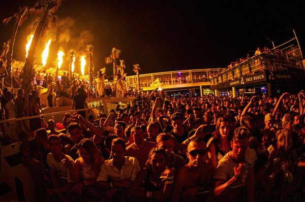 Axwell @ Aquarius Club Zrće. Foto: Goran Telak