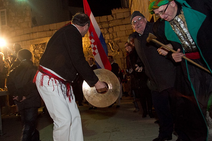 Paški karneval 2012, Foto: Leo Banić