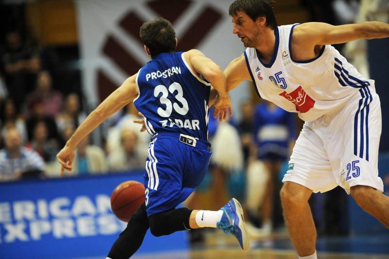 KC Drazen Petrovic, Zagreb – A1 Liga za prvaka, prva utakmica finala doigravanja. KK Cibona – KK Zadar. Photo: Danijel Kasap/PIXSELL KC Drazen Petrovic, Zagreb – A1 Liga za prvaka, prva utakmica finala doigravanja. KK Cibona – KK Zadar. Photo: Danijel Kasap/PIXSELL