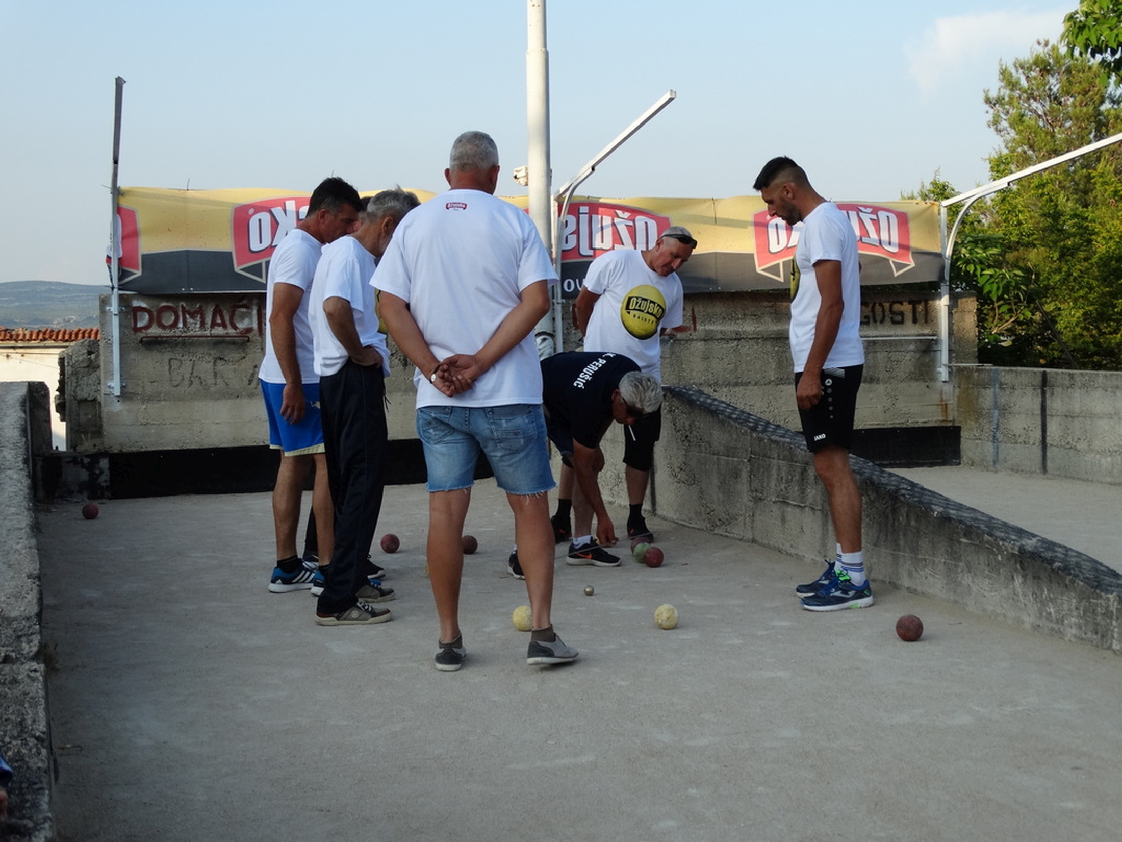Ožujsko balote kup u Vukšiću