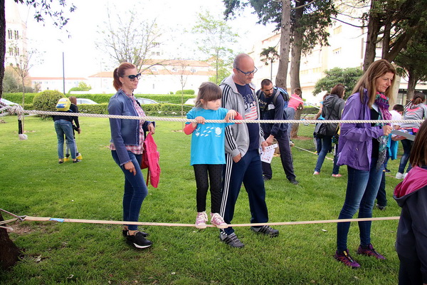 Sportska manifestacija za djecu “1000 koraka kroz 1000 ulica” SŠ “Loptica” Sportska manifestacija za djecu “1000 koraka kroz 1000 ulica” SŠ “Loptica”