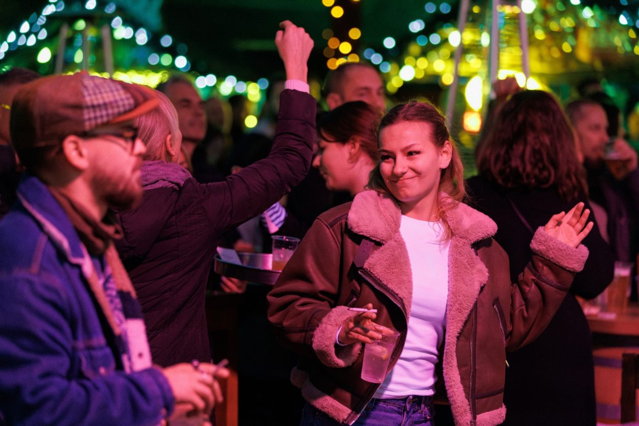 Jonathan @ Božićni gramofon Jonathan @ Božićni gramofon