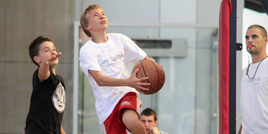 Otvoreno prvenstvo u uličnoj košarci (foto:Saša Čuka) Otvoreno prvenstvo u uličnoj košarci (foto:Saša Čuka)