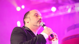 Karlovačko live 2012: Tony Cetinski na Višnjiku (foto:Saša Čuka) Karlovačko live 2012: Tony Cetinski na Višnjiku (foto:Saša Čuka)