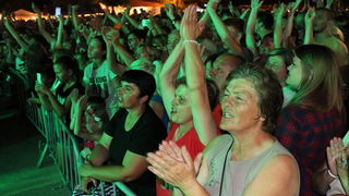 Virsko ljeto 2016: Dražen Zečić Zeko i Banana Band raspjevali i rasplesali Vir