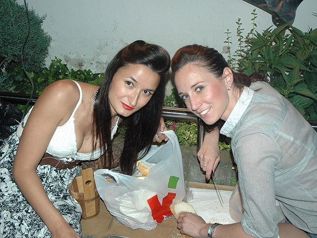 Ribarska festa zadarskih studenata u zagrebackom klubu Roko Ribarska festa zadarskih studenata u zagrebackom klubu Roko