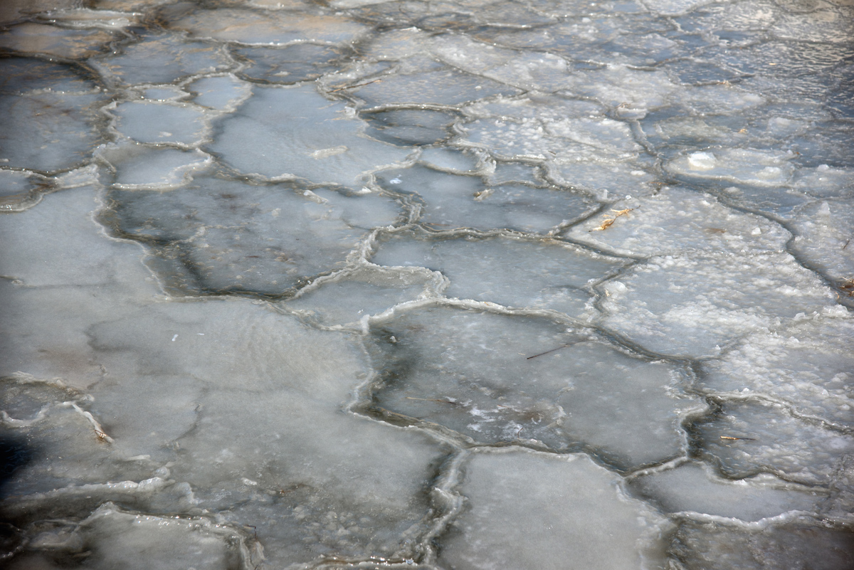 Debeli minusi i orkanska bura zaledili Vransko jezero Debeli minusi i orkanska bura zaledili Vransko jezero