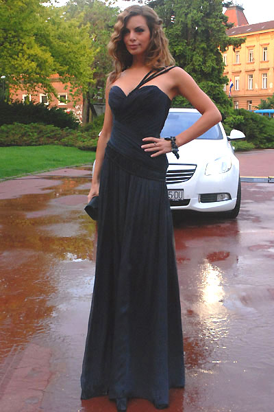 Hrvatske zvijezde na crvenom tepihu (Moda.hr)