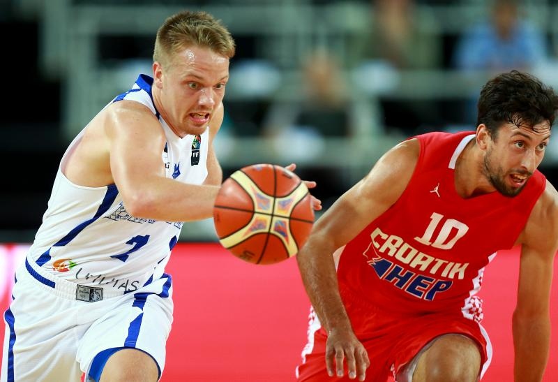Arena Zagreb, Zagreb – Pripremni turnir za EuroBasket 2015., Hrvatska – Estonija. Photo: Igor Kralj i Marko Lukunic/PIXSELL Arena Zagreb, Zagreb – Pripremni turnir za EuroBasket 2015., Hrvatska – Estonija. Photo: Igor Kralj i Marko Lukunic/PIXSELL