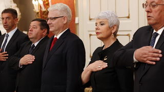 Zagreb, 250611.
Hrvatska Vlada, Banski dvori.
Svecana sjednica Hrvatske Vlade,povodom Dana drzavnosti.
Na slici: premijerka Jadranka Kosor, predsjednik Hrvatske Ivo Josipovic, predsjednik Hrvatskog Sabora Luka Bebic.
Foto:  Damjan Tadic / CROPIX