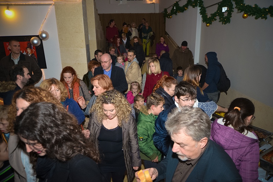 Premijera predstave “Božićno drvce”; foto Iva Perinčić