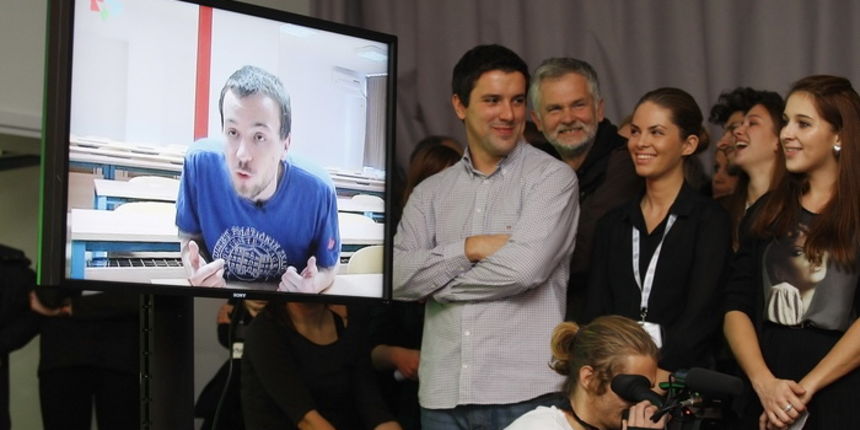 Zagreb, 061112.
Fakultet politickih znanosti Sveucilista u Zagrebu, Lepusiceva 6.
Na Fakultetu politickih znanosti veceras je otvorena prva studentska televizija – Televizija Student. Svecanom otvorenju prisustvovao je i zagrebacki gradonacelnik Milan Ban Zagreb, 061112.
Fakultet politickih znanosti Sveucilista u Zagrebu, Lepusiceva 6.
Na Fakultetu politickih znanosti veceras je otvorena prva studentska televizija – Televizija Student. Svecanom otvorenju prisustvovao je i zagrebacki gradonacelnik Milan Ban