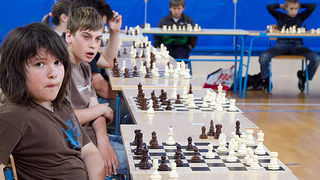 Bibinje: Alternativna sahovska simultanka 13. svibnja 2011, Foto: leo Banic Bibinje: Alternativna sahovska simultanka 13. svibnja 2011, Foto: leo Banic