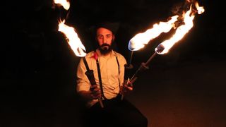 Cirkultura i Jasmin Stavros otvorili Maškare na Viru Cirkultura i Jasmin Stavros otvorili Maškare na Viru