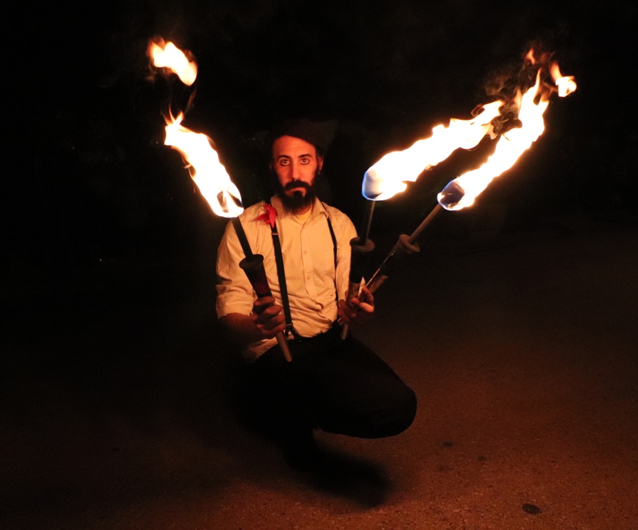 Cirkultura i Jasmin Stavros otvorili Maškare na Viru Cirkultura i Jasmin Stavros otvorili Maškare na Viru