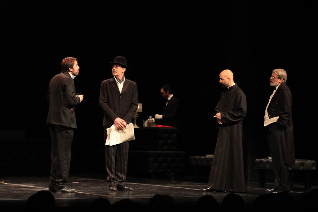 Gospoda Glembajevi u HNK Zadar, foto: Iva Perinčić Gospoda Glembajevi u HNK Zadar, foto: Iva Perinčić