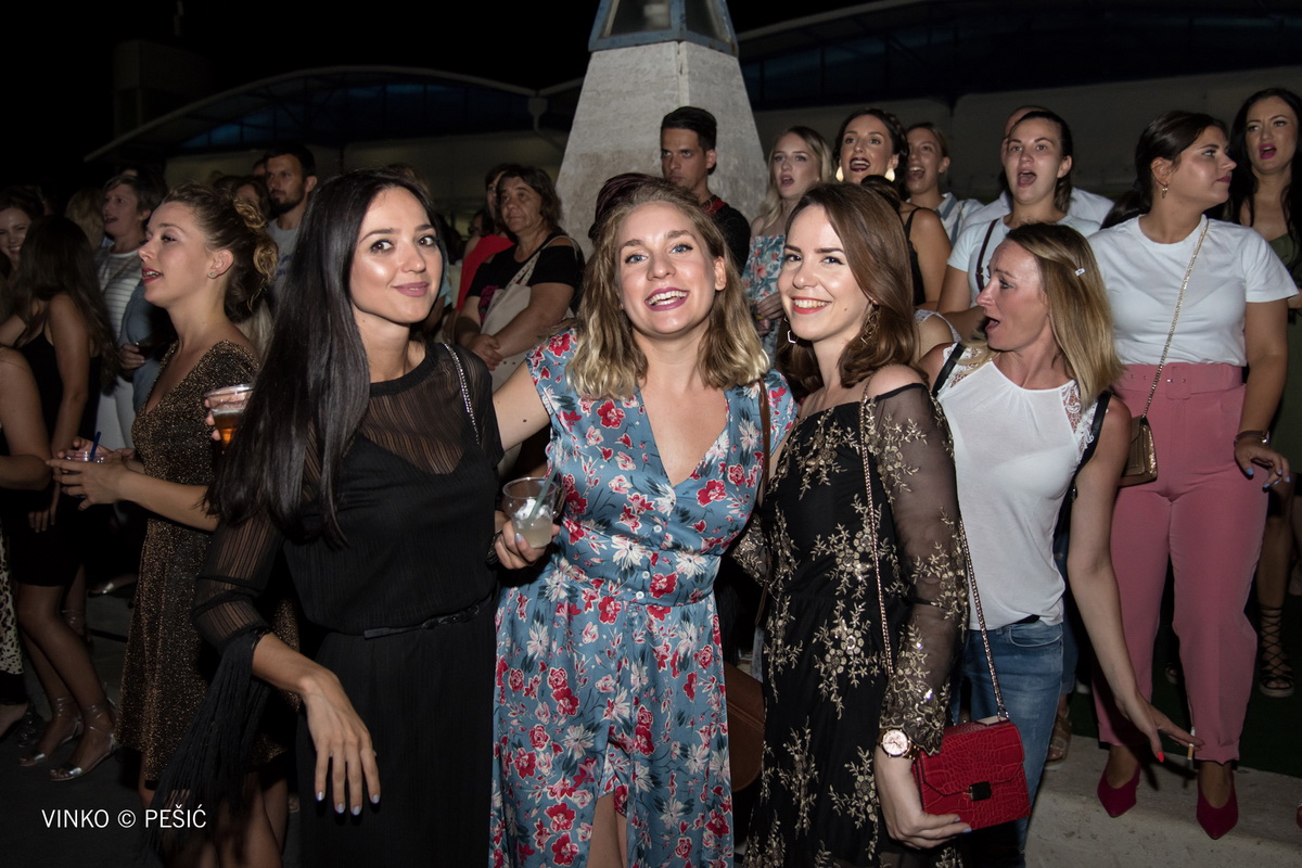 Severina oduševila nastupom na bazenu Ilirije u Biogradu na Moru