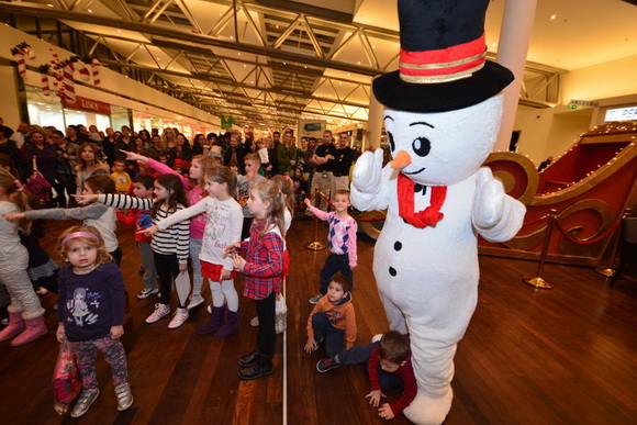 Supernova: Božićni koncert Ivane Kindl i posjet Djeda Božićnjaka, Foto: Iva Perinčić Supernova: Božićni koncert Ivane Kindl i posjet Djeda Božićnjaka, Foto: Iva Perinčić