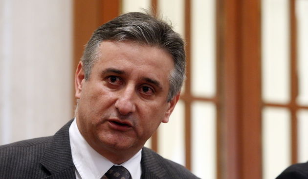 Zagreb, 041212.
Sabor.
Zastupnici HDZ-a odrzali press konferenciju jer se ne slazu sa prijedlogom proracuna za 2013 g. za koji kaz da nisje prosao zakonske procedure prije usvajanja u Saboru.
Na fotografiji: Tomislav Karamarko.
Foto: Davor Pongracic / CRO