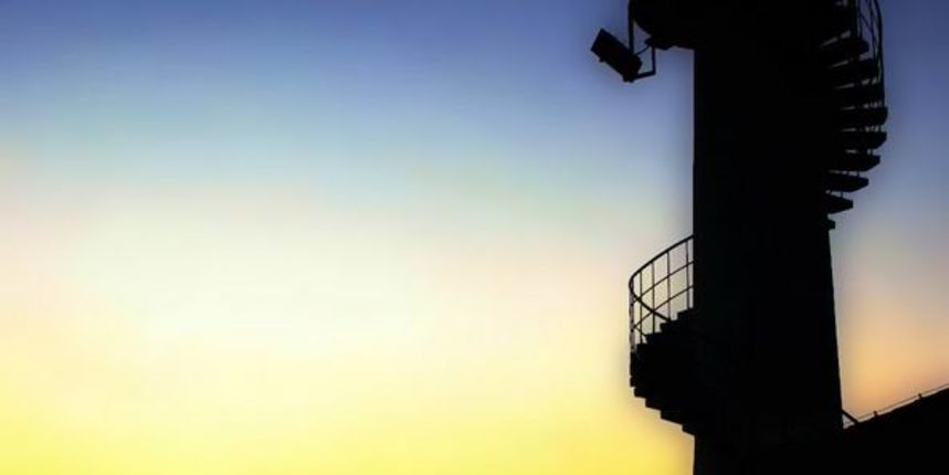 Lanterna (svjetionik) na puntamici u zadru (kod bivseg kluba Barakuda)