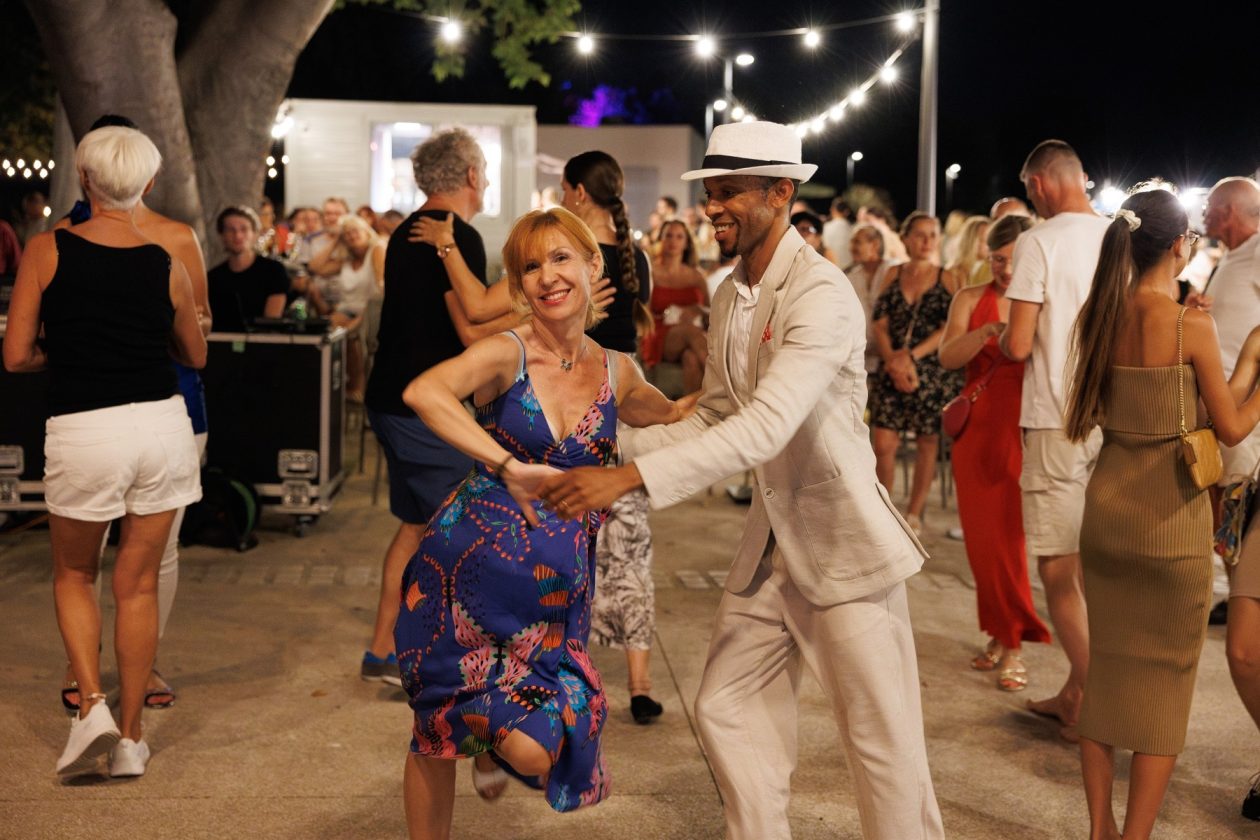 One Night in Havana @ Muraj art and sound