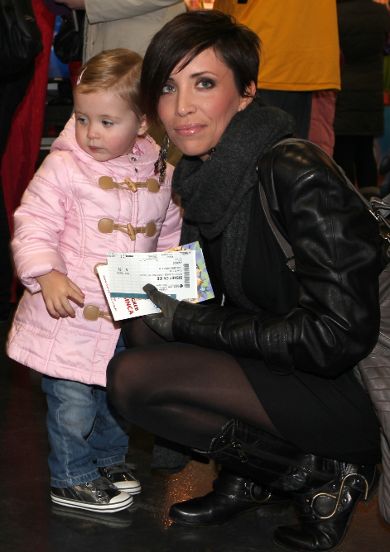 Domaće zvijezde uporno se ‘furaju’ na Rihannu (Net.hr)