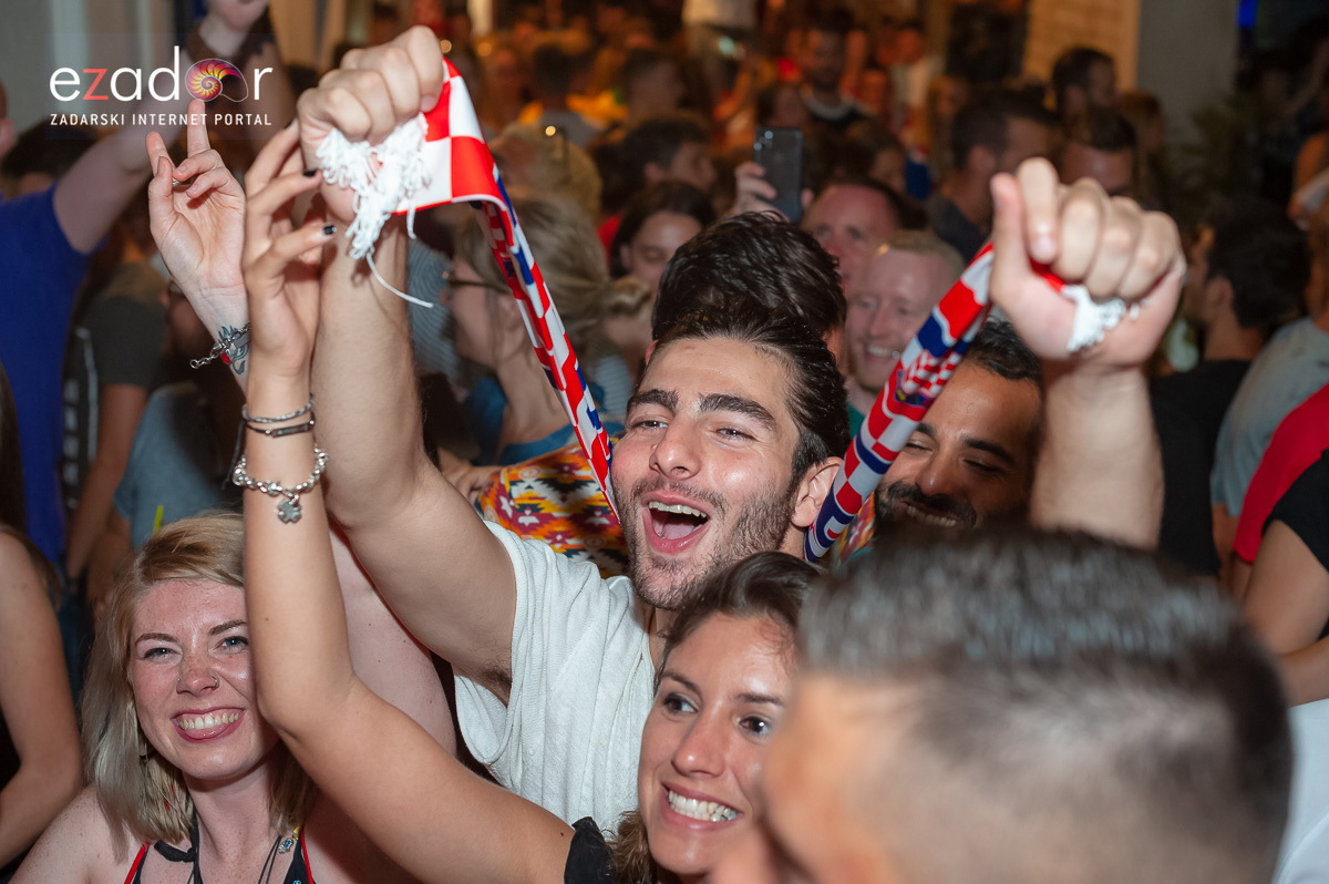 Zadar je gorio: Velika fešta nakon plasmana Vatrenih u finale Svjetskog prvenstva