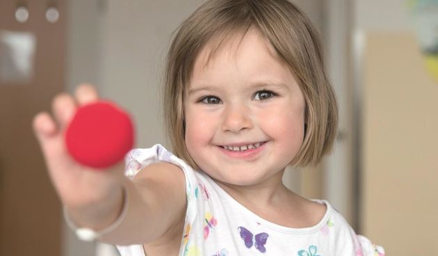 Crveni nosovi obilježavaju Dan smijeha objavom pjesme “Smijeh pomaže”