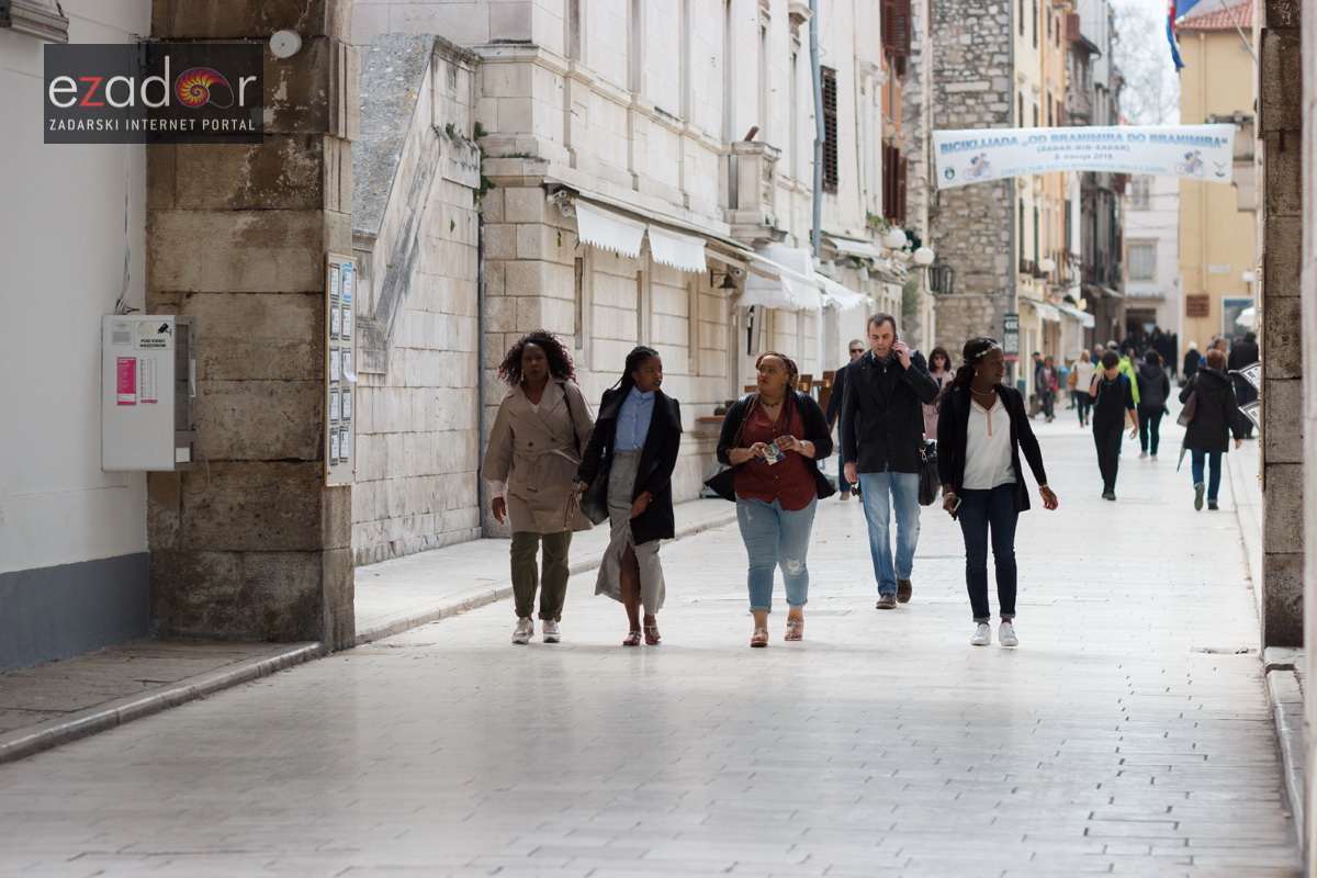 Đir po gradu, petak 30. ožujka 2018. Đir po gradu, petak 30. ožujka 2018.