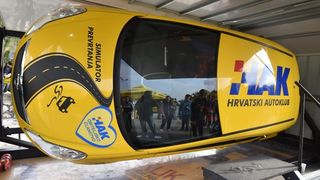 Auto klub Zadar prezentirao simulator prevrtanja i sudara, Foto: Dino Stanin/PIXSELL Auto klub Zadar prezentirao simulator prevrtanja i sudara, Foto: Dino Stanin/PIXSELL