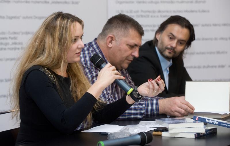 12.11.2014., Zagreb – U sklopu Interlibera odrzana je promocije knjige pod nazivom Grijesi hrvatske knjizevnice iz dijaspore Marijane Dokoze. Photo: Davor Visnjic/PIXSELL