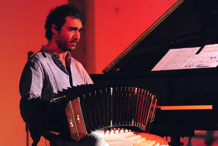 Festival suvremen glazbe: Daniele di Bonaventura trio i Jelana Radan, Foto: Nenad Marcev Festival suvremen glazbe: Daniele di Bonaventura trio i Jelana Radan, Foto: Nenad Marcev