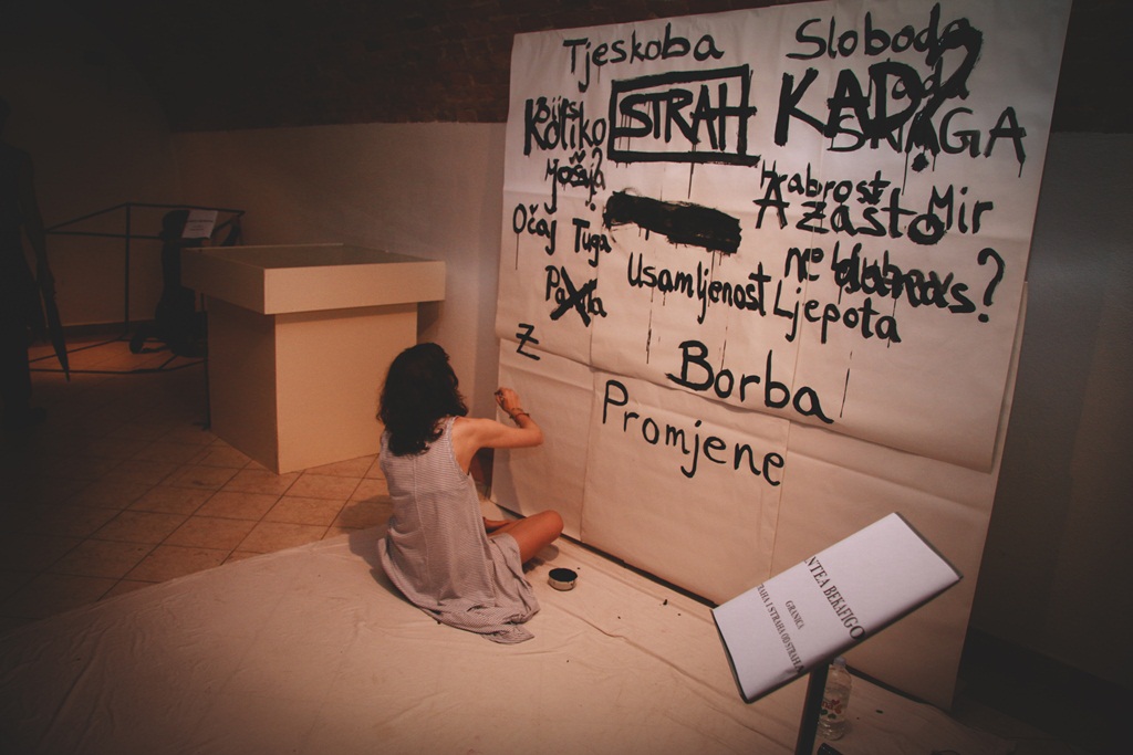 Performans “Granice” polaznika Glumačke radionice “Backstage” Performans “Granice” polaznika Glumačke radionice “Backstage”