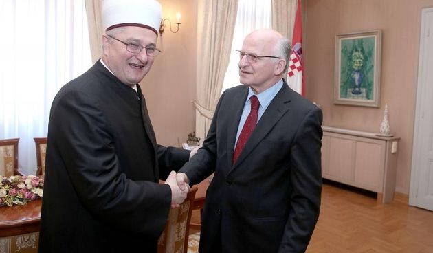 Zagreb – Predsjednik Hrvatskoga sabora Josip Leko primio je danas predsjednika Mesihata Islamske zajednice u Hrvatskoj muftiju Aziza ef. Hasanovica. Photo: Patrik Macek/PIXSELL
