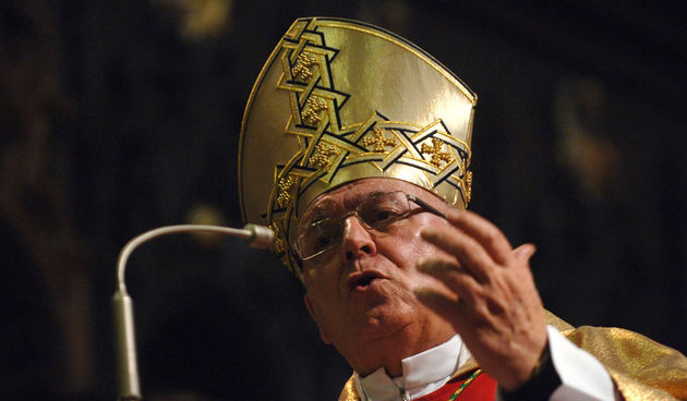 Zadar, 251209.
U prepunoj crkvi Sv. Stosije misu (polnocku) je predvodio zadarski nadbiskup Ivan Prendja.
Foto: Andrija Lucic / CROPIX