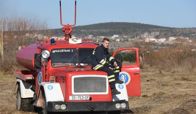 Požar u ornitološkom rezervatu Parka prirodeP Vransko jezero