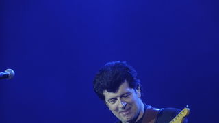 Split, 180311.
Spaladium Arena.
Koncert Bajaga u splitskoj Spaladium Areni ispunio je ocekivanja i dvorana je bila gotovo puna.
Foto: Paun Paunovic / CROPIX Split, 180311.
Spaladium Arena.
Koncert Bajaga u splitskoj Spaladium Areni ispunio je ocekivanja i dvorana je bila gotovo puna.
Foto: Paun Paunovic / CROPIX