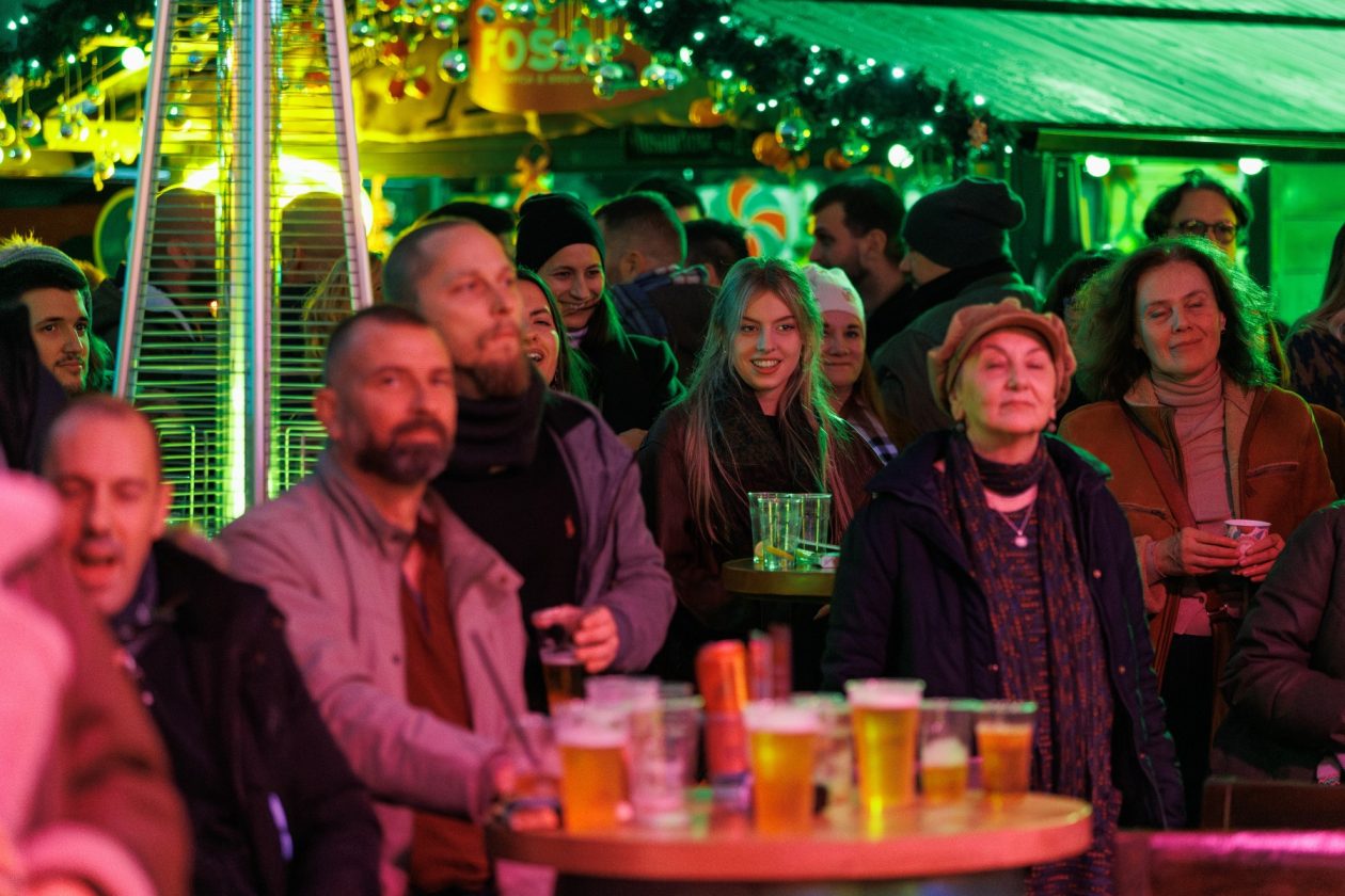 Jonathan @ Božićni gramofon Jonathan @ Božićni gramofon