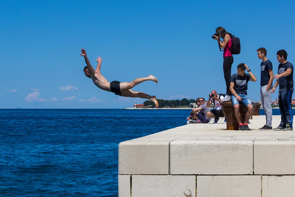 Ludijada maturanata na zadarskoj rivi 17. svibnja 2016. Foto: Bojan Bogdanić