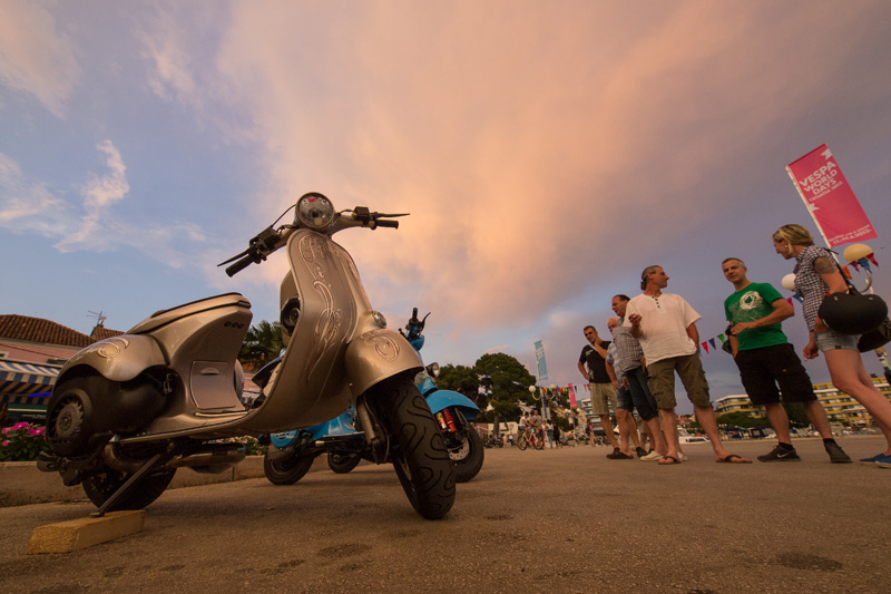 Vespaši zauzeli Biograd, foto: Vinko Pešić