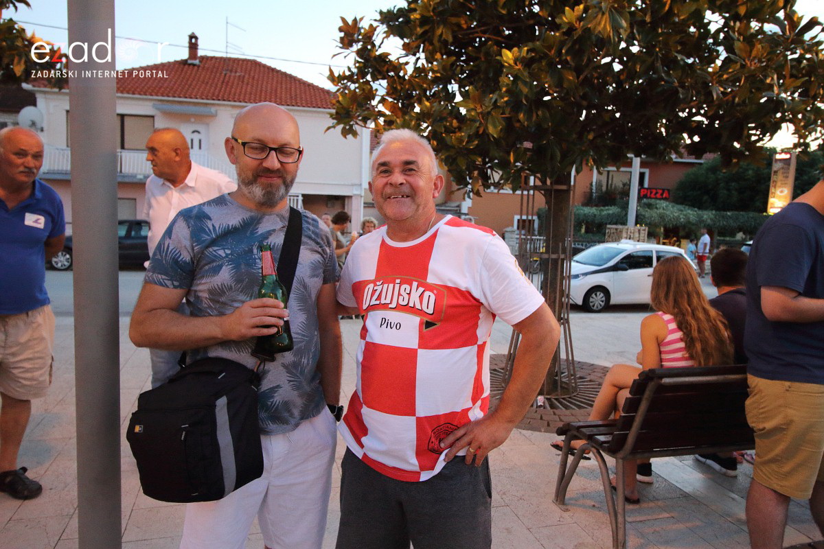 Bibinje: Navijanje za Vatrene i fešta nakon pobjede nad Rusijom